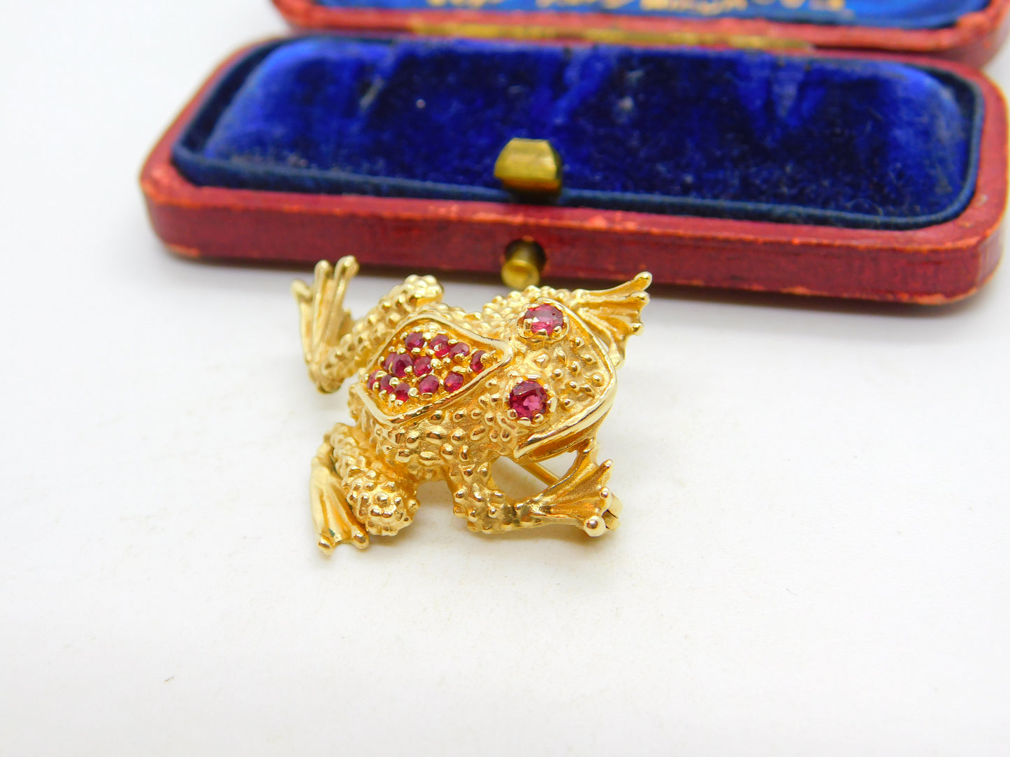 14ct Yellow Gold Ruby Set Leaping Frog Statement Brooch Pin Vintage c1970