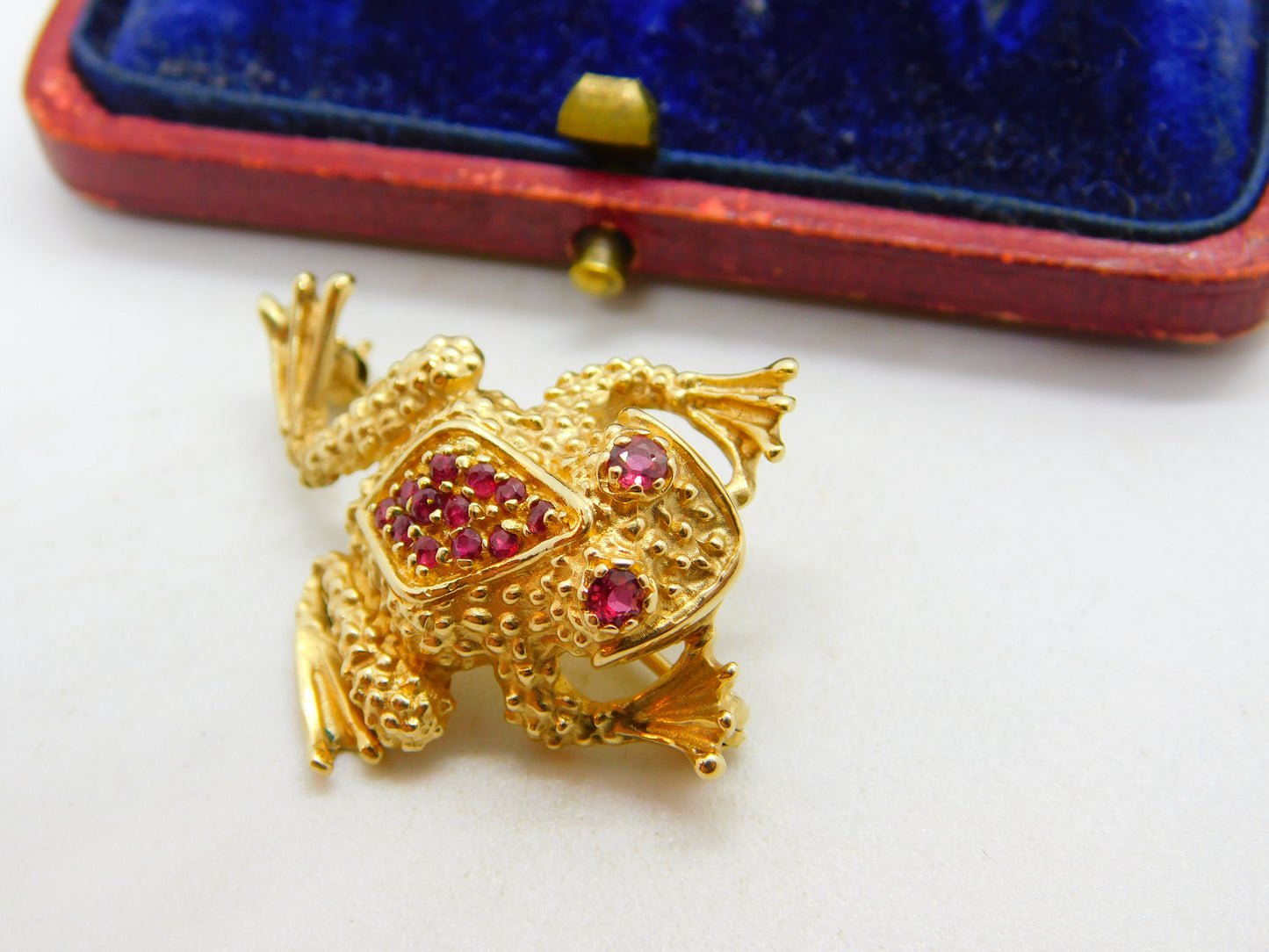 14ct Yellow Gold Ruby Set Leaping Frog Statement Brooch Pin Vintage c1970