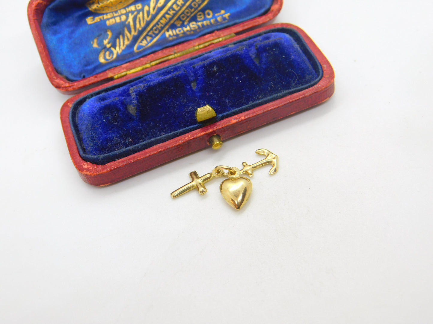 Faith, Hope and Charity 9ct Yellow Gold Charm Pendant Vintage c1970