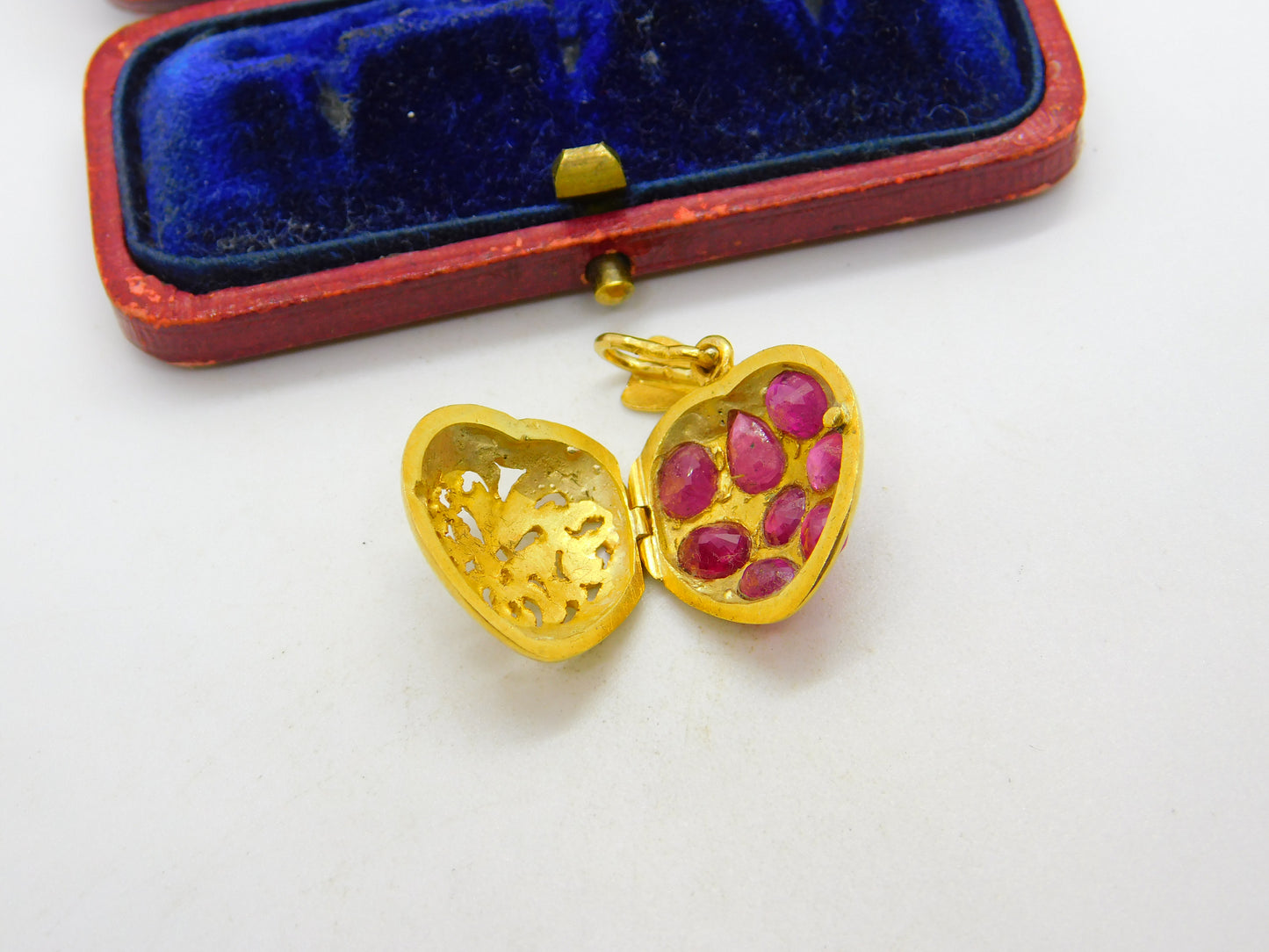 Victorian Indian 22ct Gold Heart Locket with Pave Set Natural Rubies c1880