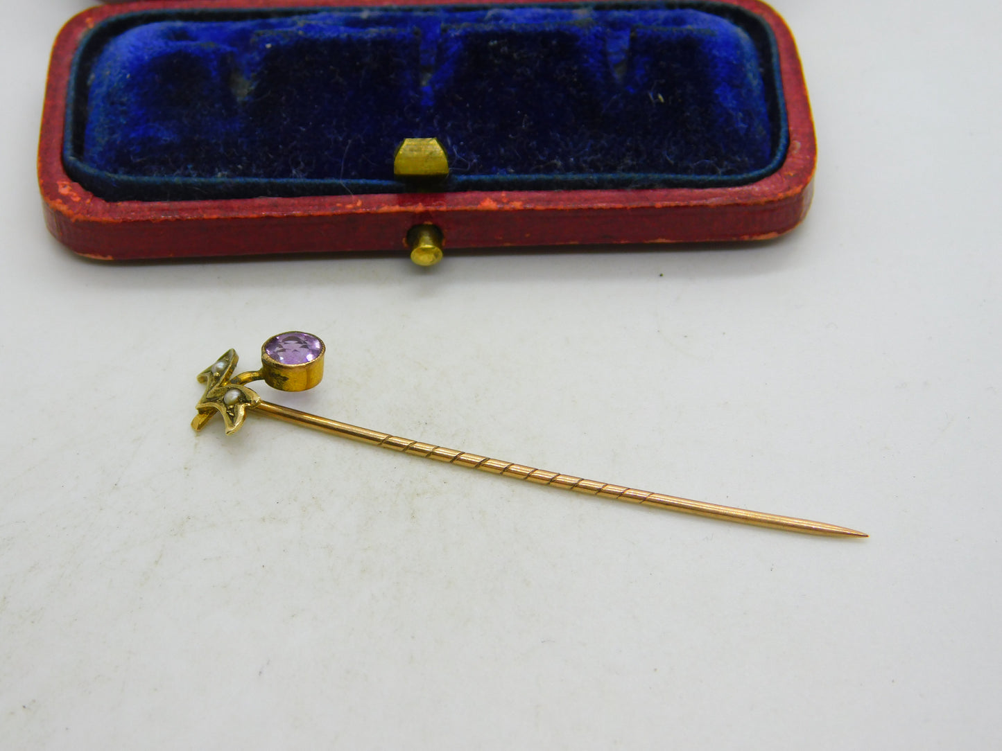 Victorian 9ct Gold, Seed Pearl & Amethyst Floral Wreath Stick Pin c1890 Antique