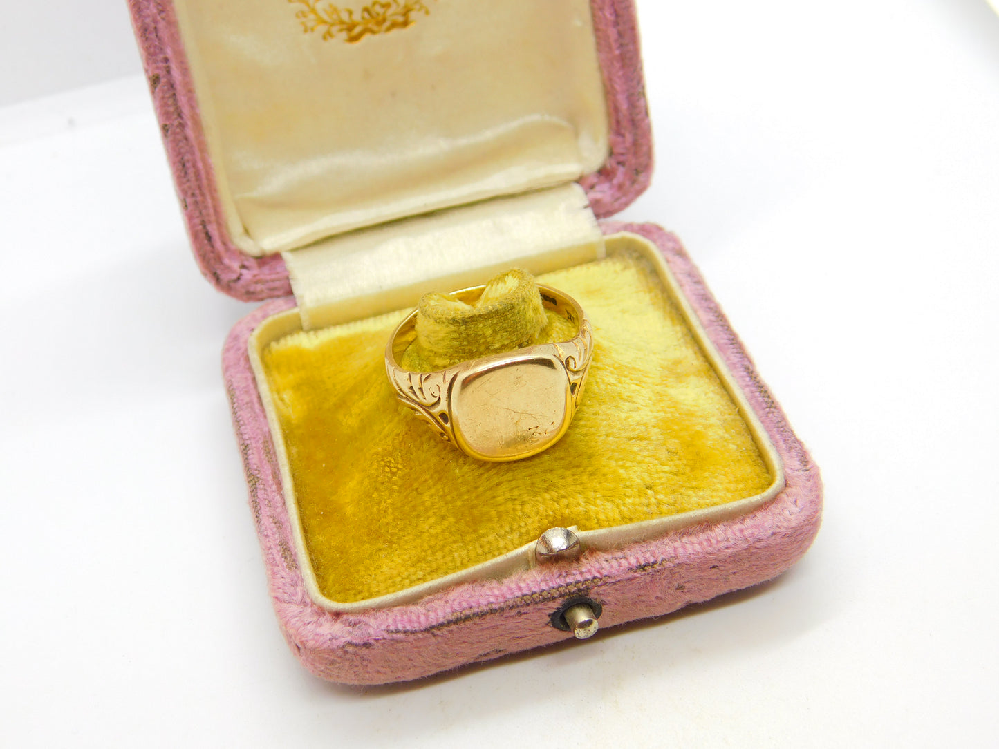 9ct Yellow Gold Essential Gents Signet Ring Vintage 1971 Birmingham Size V UK