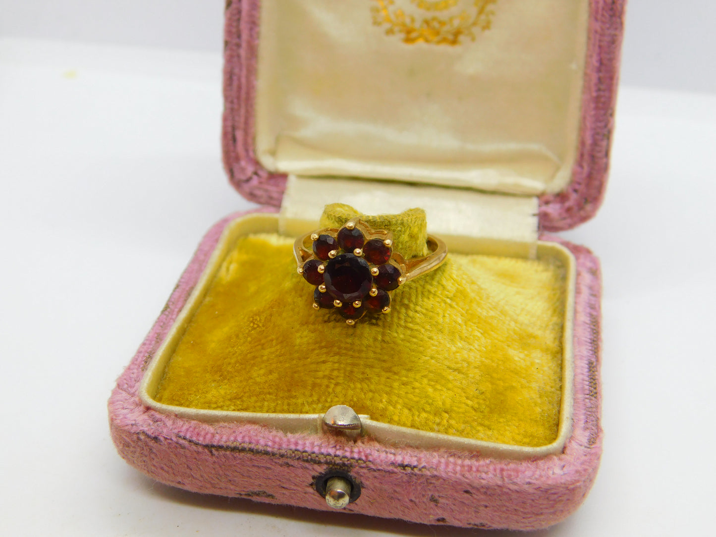 9ct Yellow Gold Bohemian Garnet Cluster Vintage 1994 Birmingham Size O UK