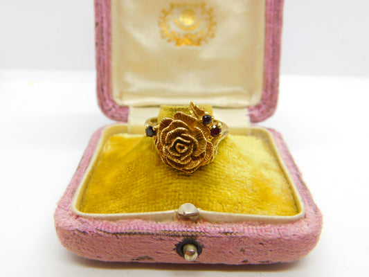 9ct Yellow Gold Rose Flower Band Ring with Garnets Vintage 1972 London