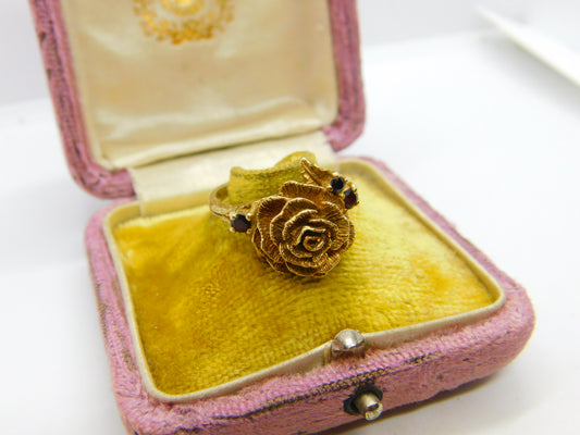 9ct Yellow Gold Rose Flower Band Ring with Garnets Vintage 1972 London