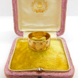 9ct Yellow Gold Wide Star Pattern Band Ring Vintage 1976 London Size 9 UK