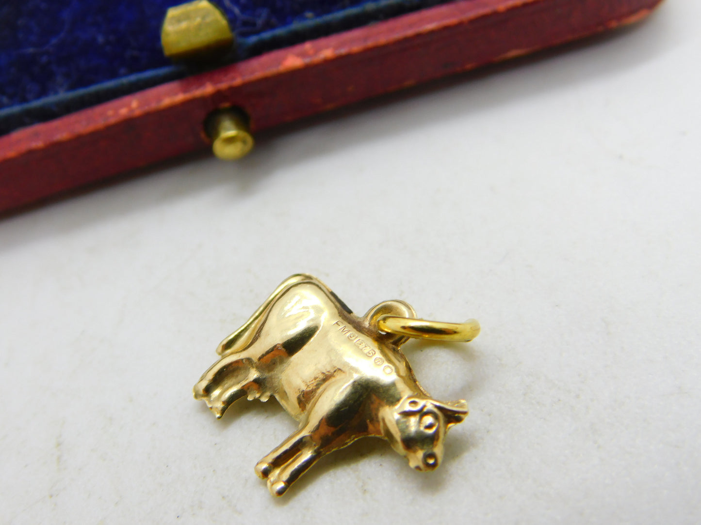 9ct Yellow Gold Dairy Cow Charm or Pendant Vintage 1962 London