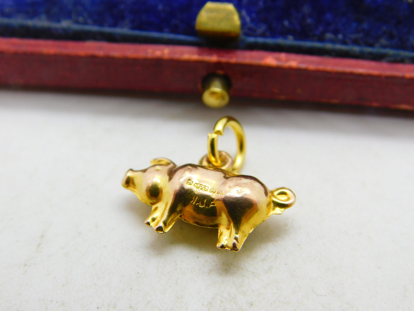 9ct Yellow Gold Little Pig Charm or Pendant Vintage 1962 Birmingham