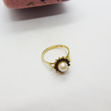 9ct Yellow Gold, Pearl & Garnet Flanked Floral Cluster Ring Vintage c1970