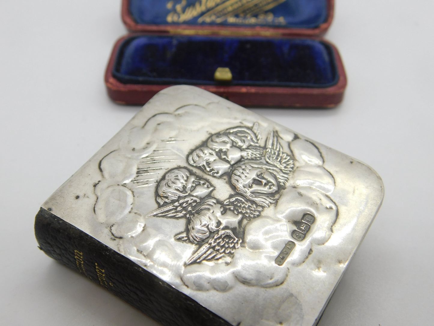 Edwardian Sterling Silver Fronted Raphael's Cherub Common Prayer Book 1909