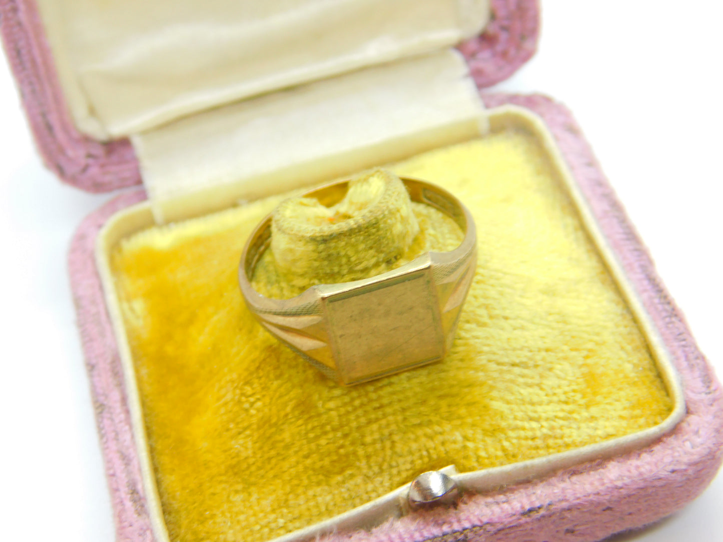 9ct Yellow Gold Essential Square Signet Ring 1969 Birmingham Vintage