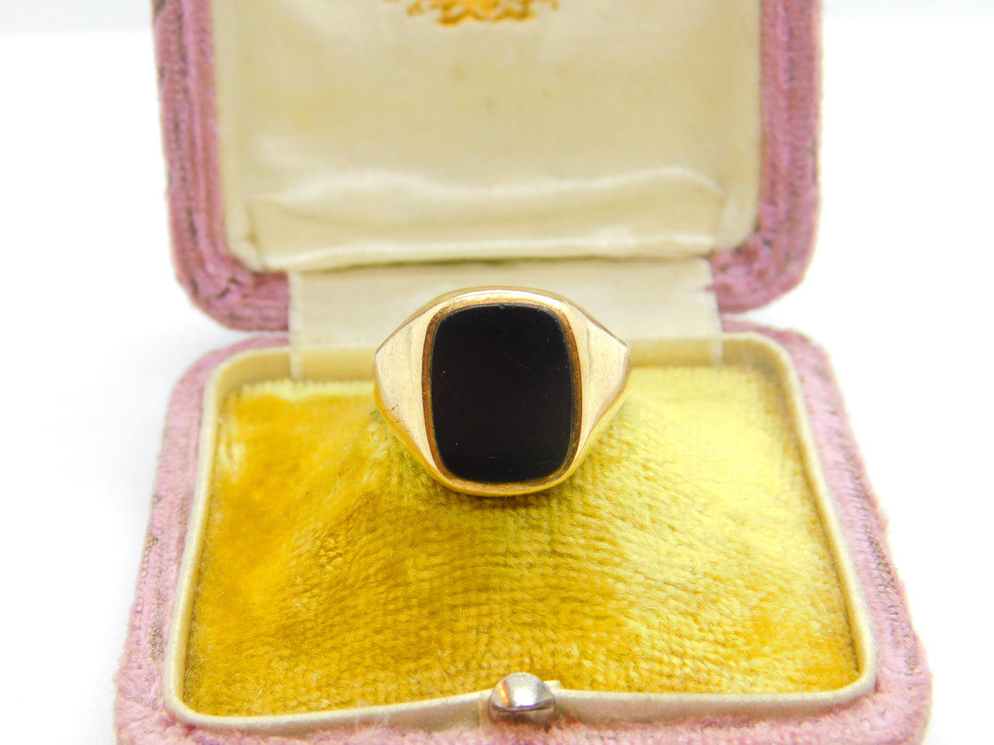 9ct Yellow Gold Essential Onyx Set Signet Ring 1976 Birmingham Vintage