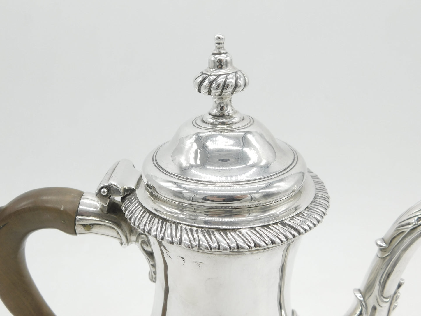 George III Sterling Silver Baluster Coffee Pot Lion Crest Antique 1764 London