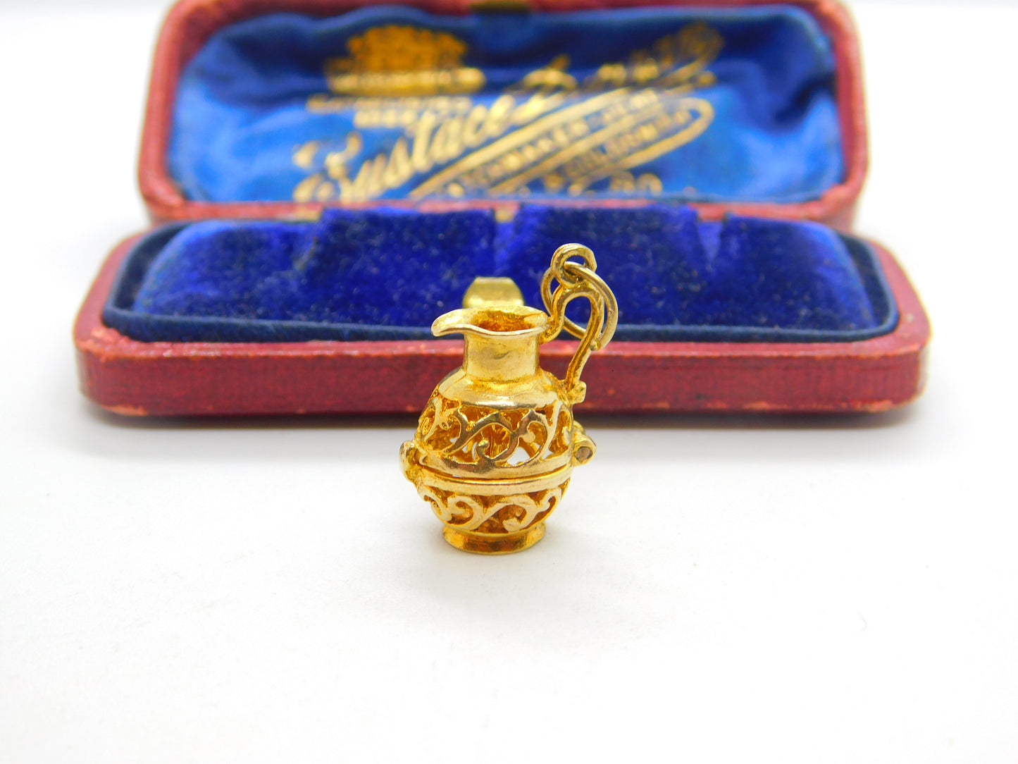 9ct Yellow Gold Opening Lady in the Wine Jug Charm 1977 Birmingham Vintage