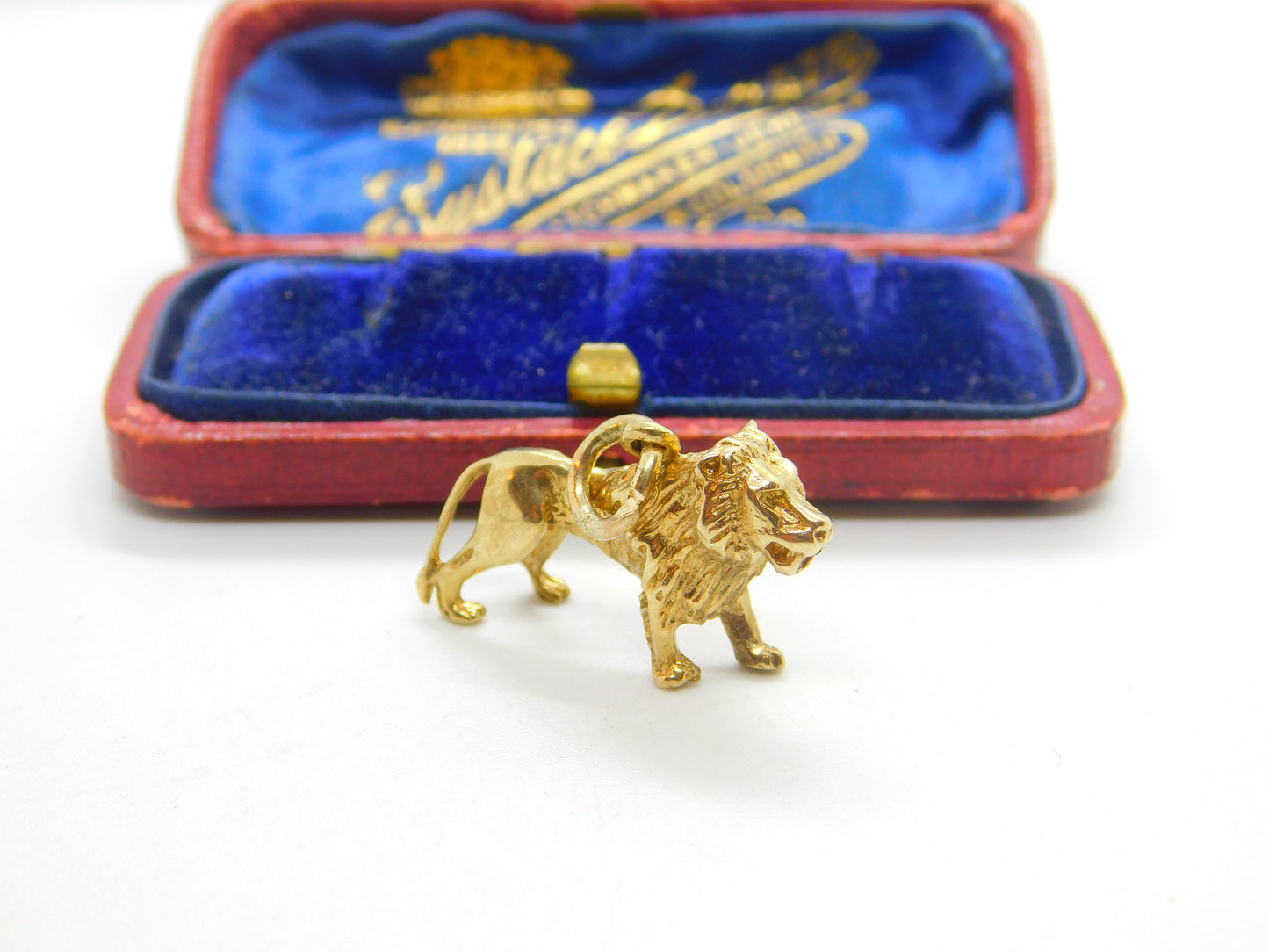 9ct Yellow Gold Leo Zodiac Lion Form Charm or Pendant c1970 Birmingham Vintage