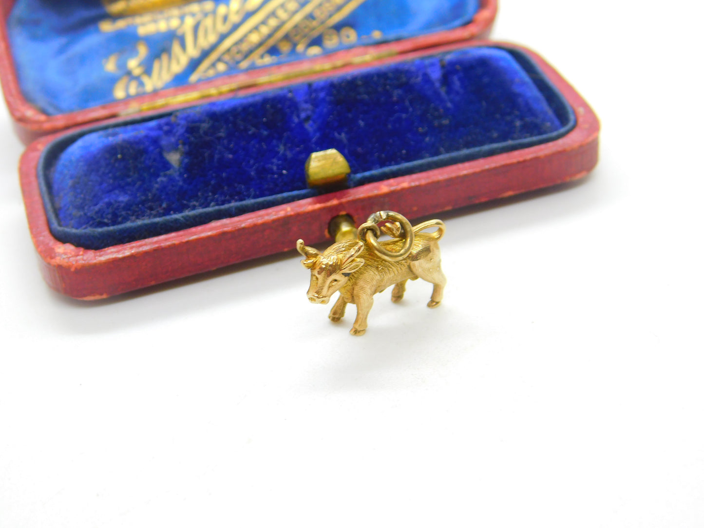 9ct Yellow Gold Taurus the Bull Zodiac Charm or Pendant 1958 Birmingham