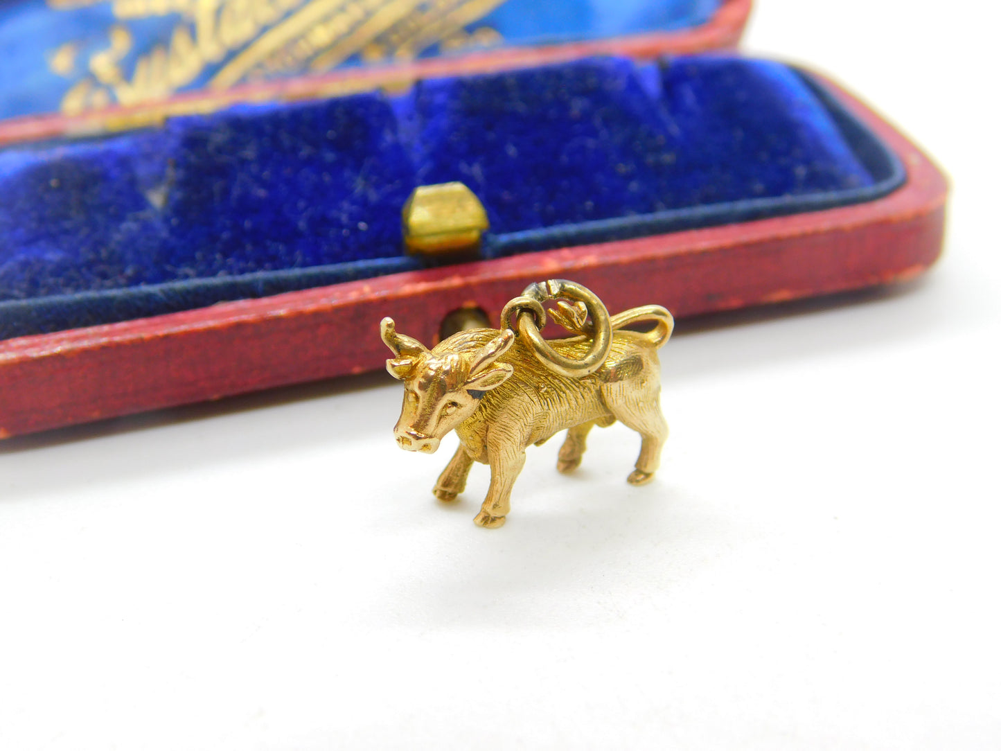 9ct Yellow Gold Taurus the Bull Zodiac Charm or Pendant 1958 Birmingham