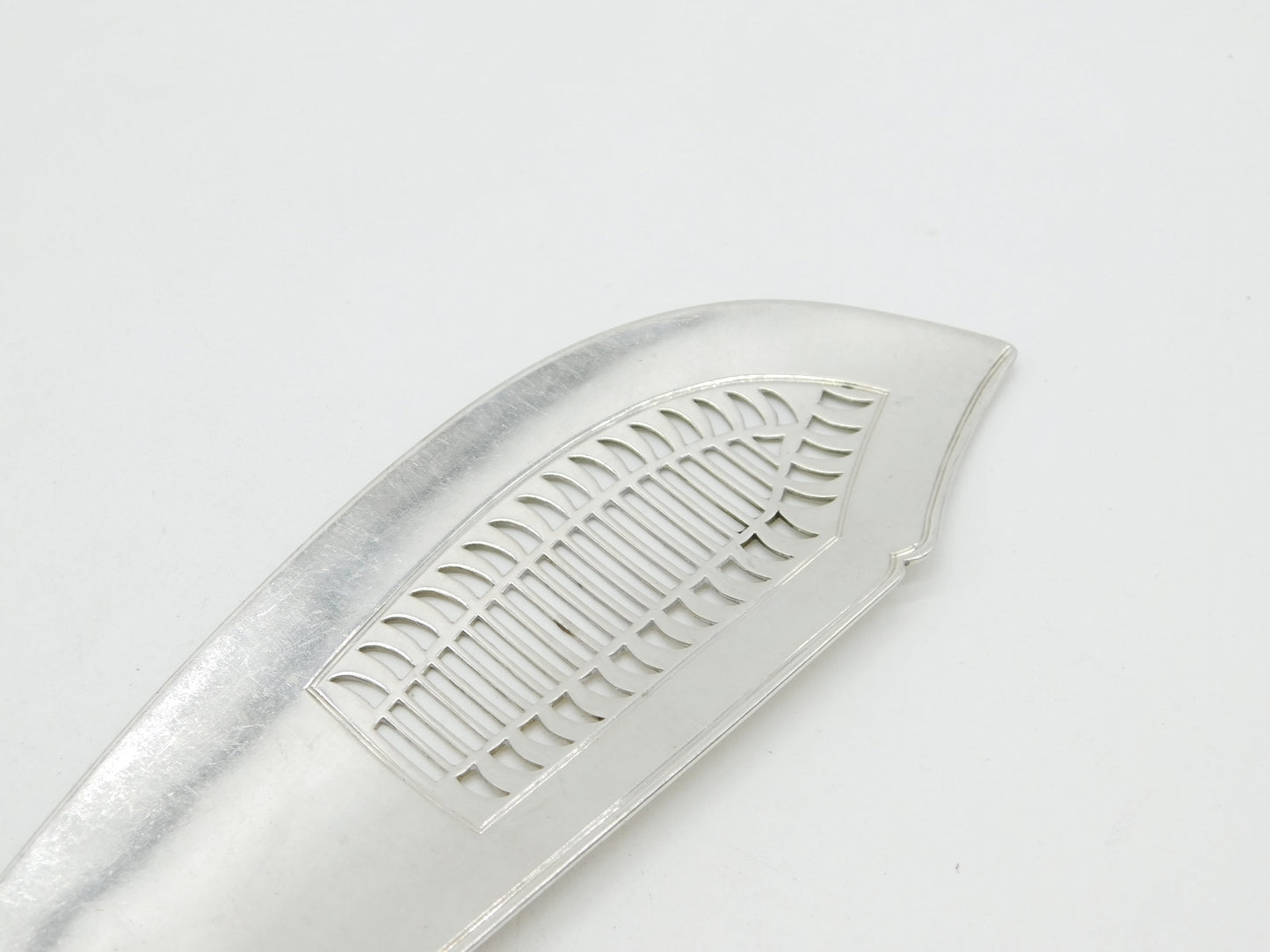 George III Sterling Silver Camel Crest Fish Slice Antique 1806 London