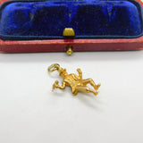 9ct Yellow Gold Pied Piper of Hamelin Charm Pendant Vintage c1970
