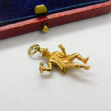 9ct Yellow Gold Pied Piper of Hamelin Charm Pendant Vintage c1970