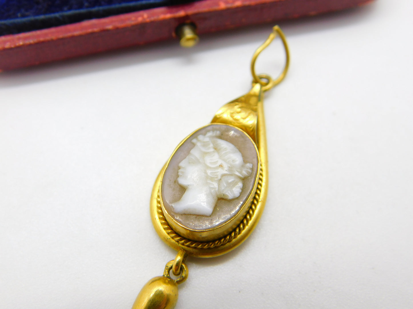 Victorian 18ct Gold & Carved Female Cameo Mourning Drop Pendant Antique c1860