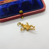 9ct Yellow Gold Pied Piper of Hamelin Charm Pendant Vintage c1970