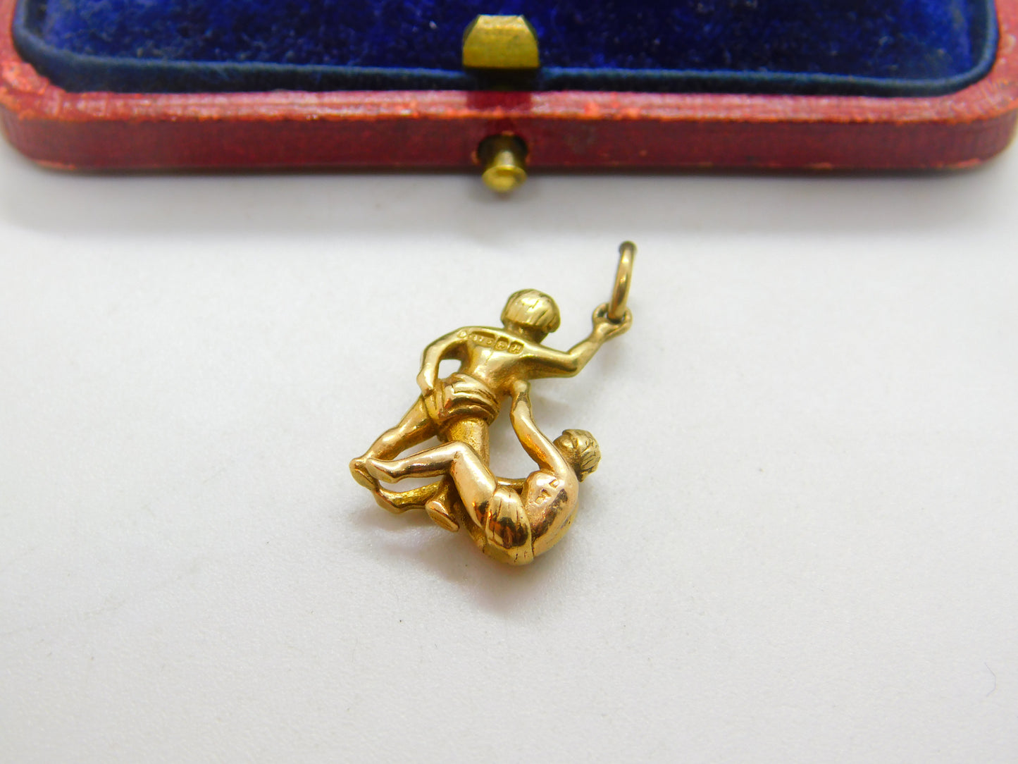 9ct Yellow Gold Twins of Gemini Zodiac Charm Pendant 1982 Birmingham