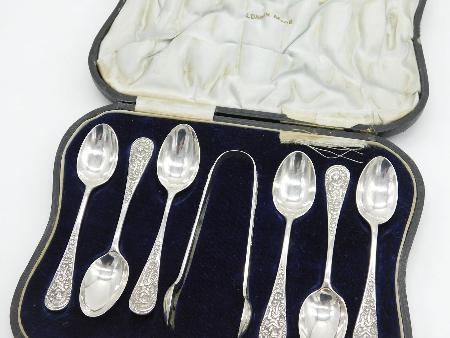 Boxed Sterling Silver Picture Back Teaspoons & Tongs Set Antique 1918 London Art Deco