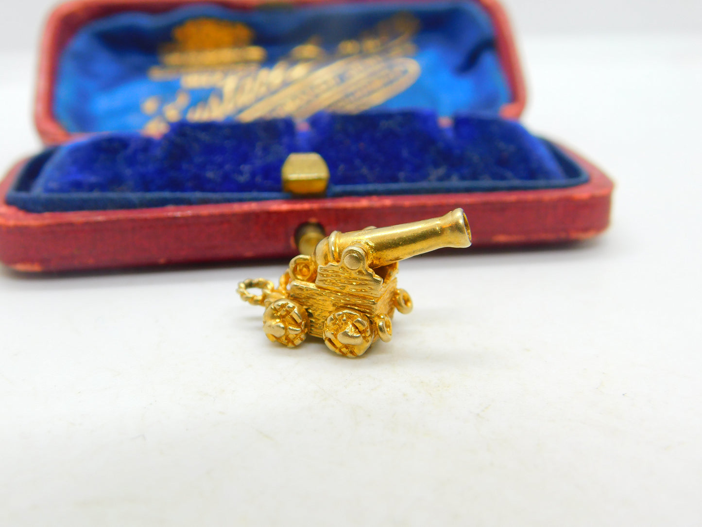 9ct Yellow Gold Traditional Cannon Gunner Charm Vintage 1965 London