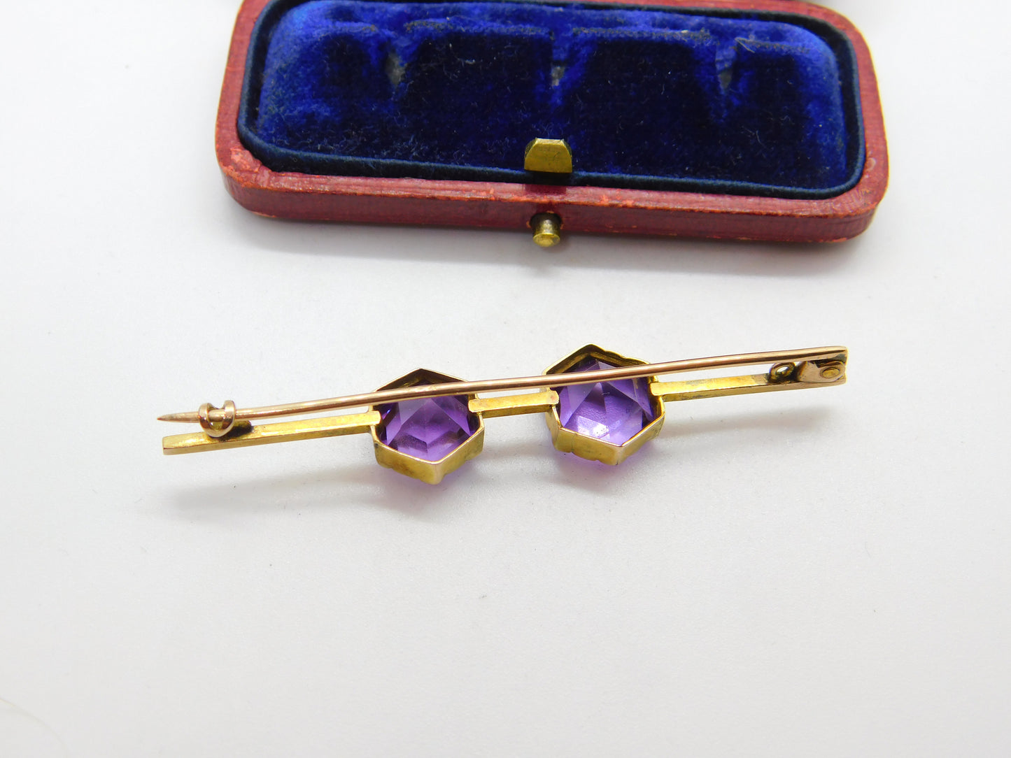 Victorian 9ct Yellow Gold & Hexagonal Cut Amethyst Bar Brooch Antique c1880