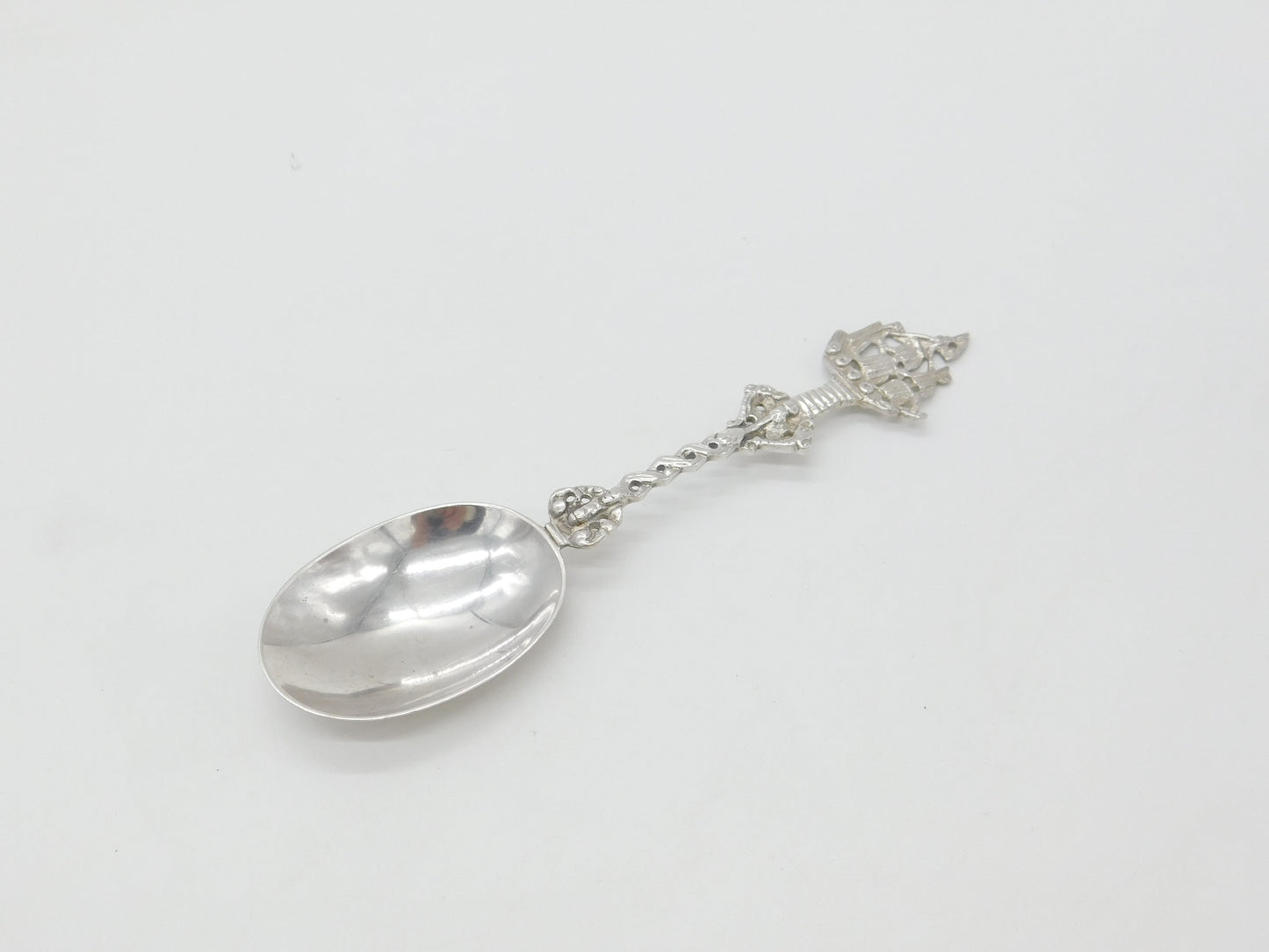 Victorian Sterling Silver HMS Victory Terminal Serving Spoon 1888 London