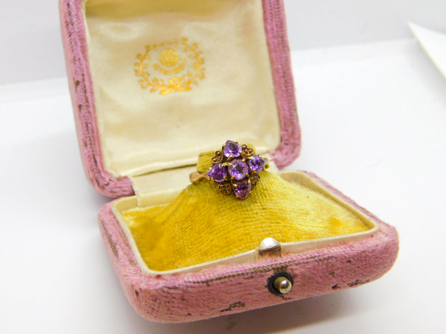 9ct Yellow Gold Purple Amethyst Set Floral Band Ring 1959 London Vintage