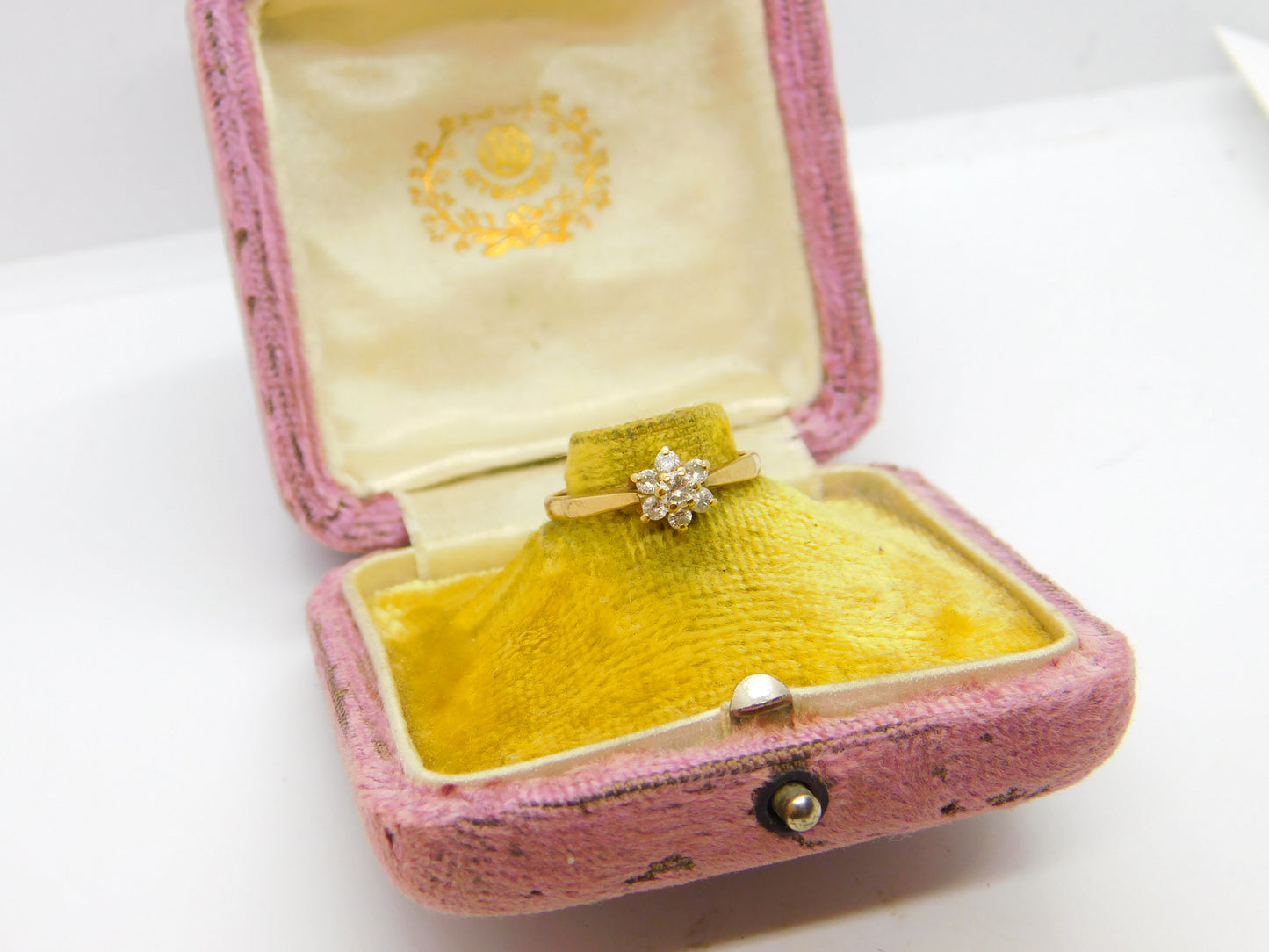 9ct Yellow Gold Diamond Floral Daisy Cluster Ring 1986 Birmingham Vintage