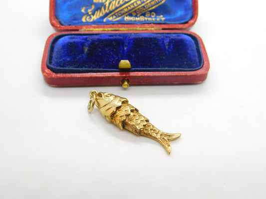 Large 9ct Yellow Gold Articulated Flapping Fish Pendant 1979 London Vintage