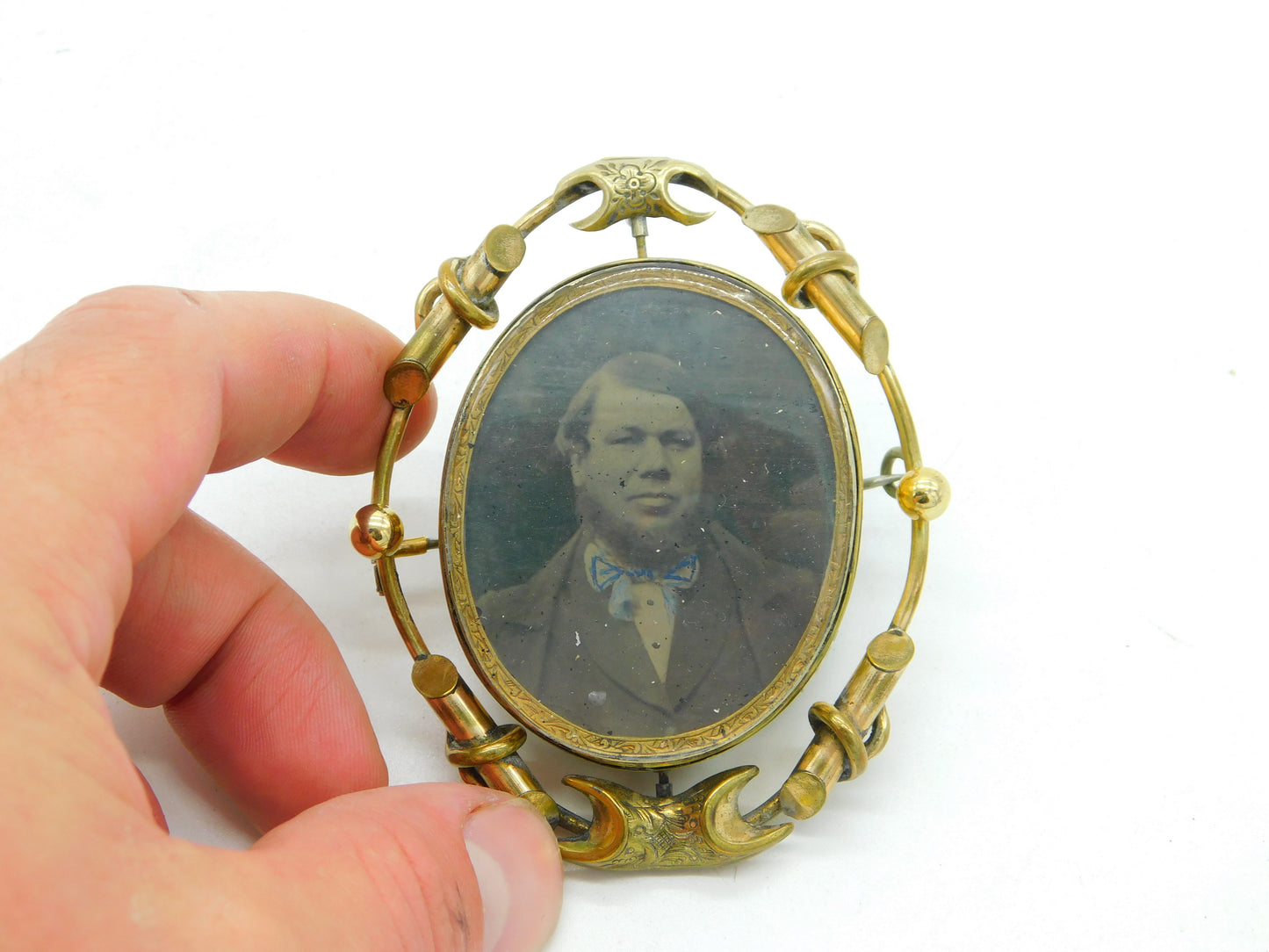 Large Victorian Pinchbeck Floral Swivel Mourning Brooch with Daguerreotype c1860