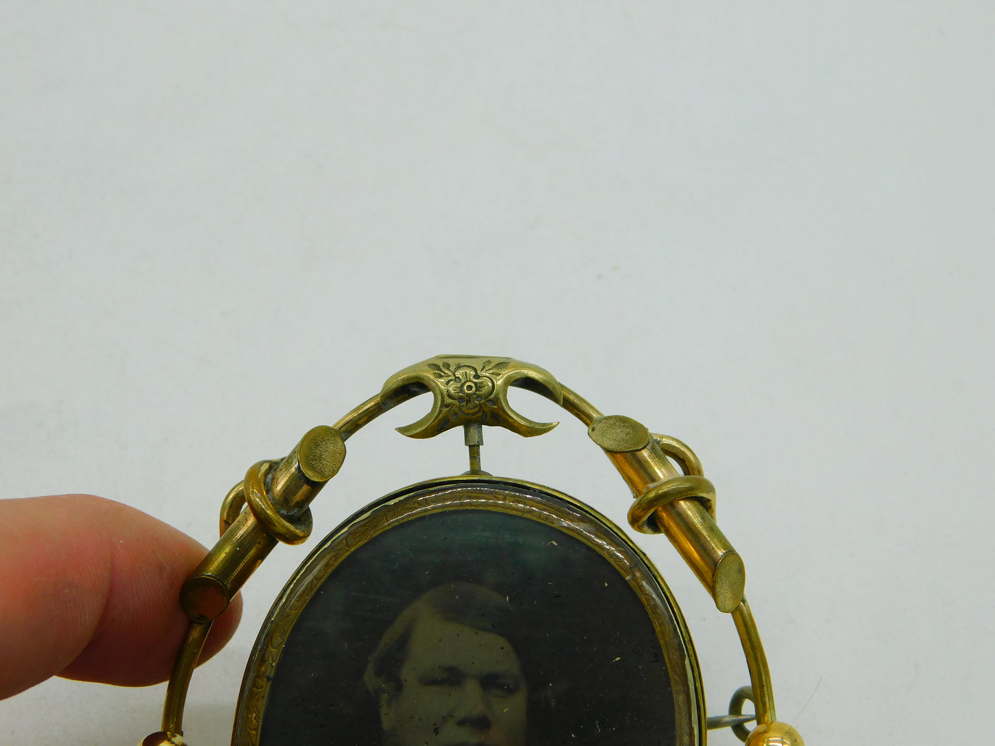 Large Victorian Pinchbeck Floral Swivel Mourning Brooch with Daguerreotype c1860