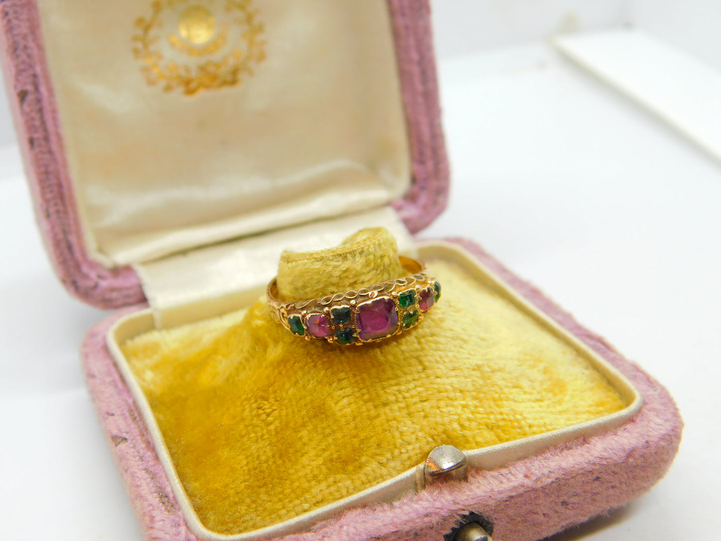 Victorian 15ct Gold, Tourmaline & Emerald Boat Ring Antique 1869 Floral Band