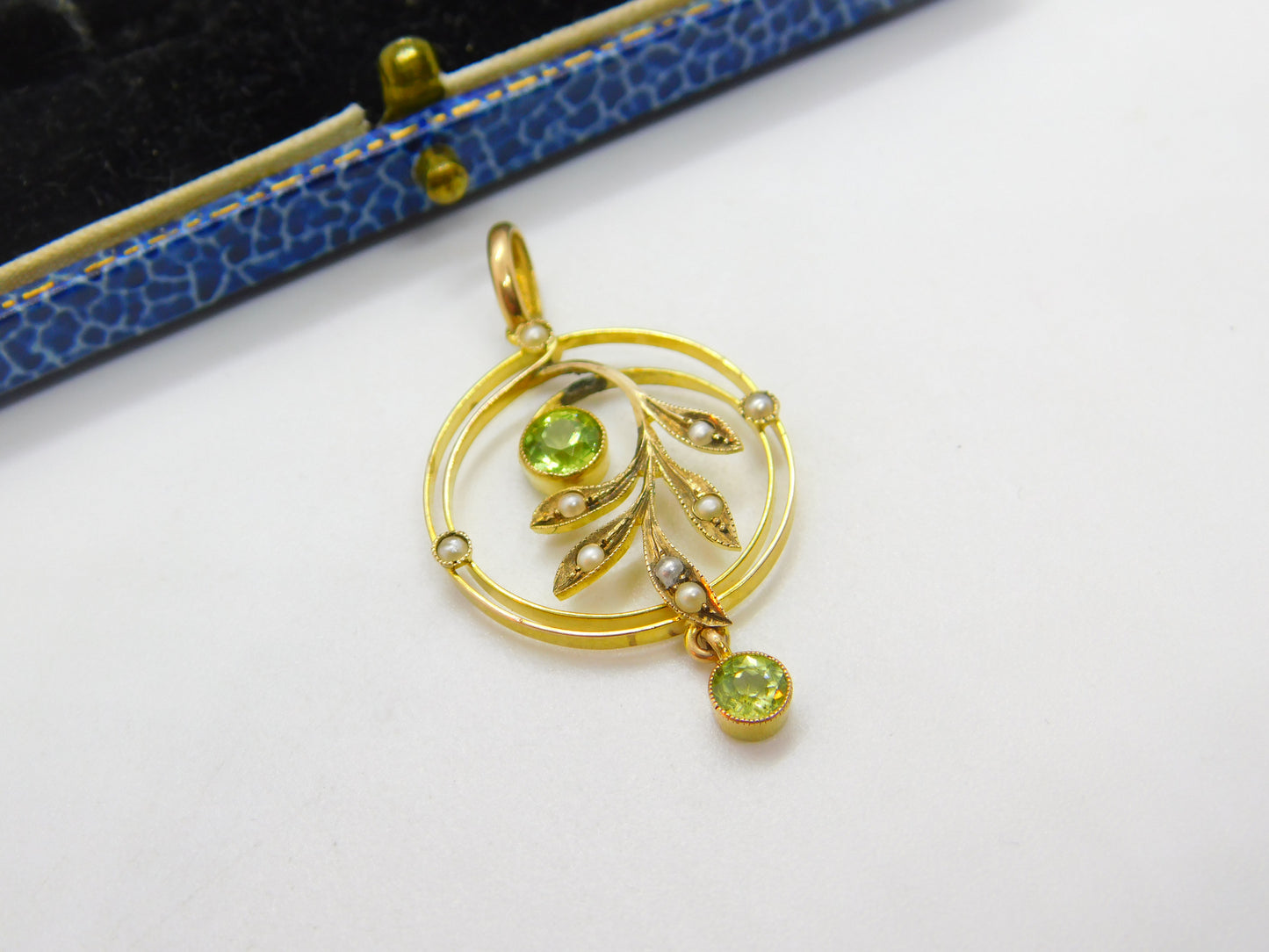 Edwardian 9ct Gold, Peridot & Seed Pearl Suffragette Lavalier Pendant Antique