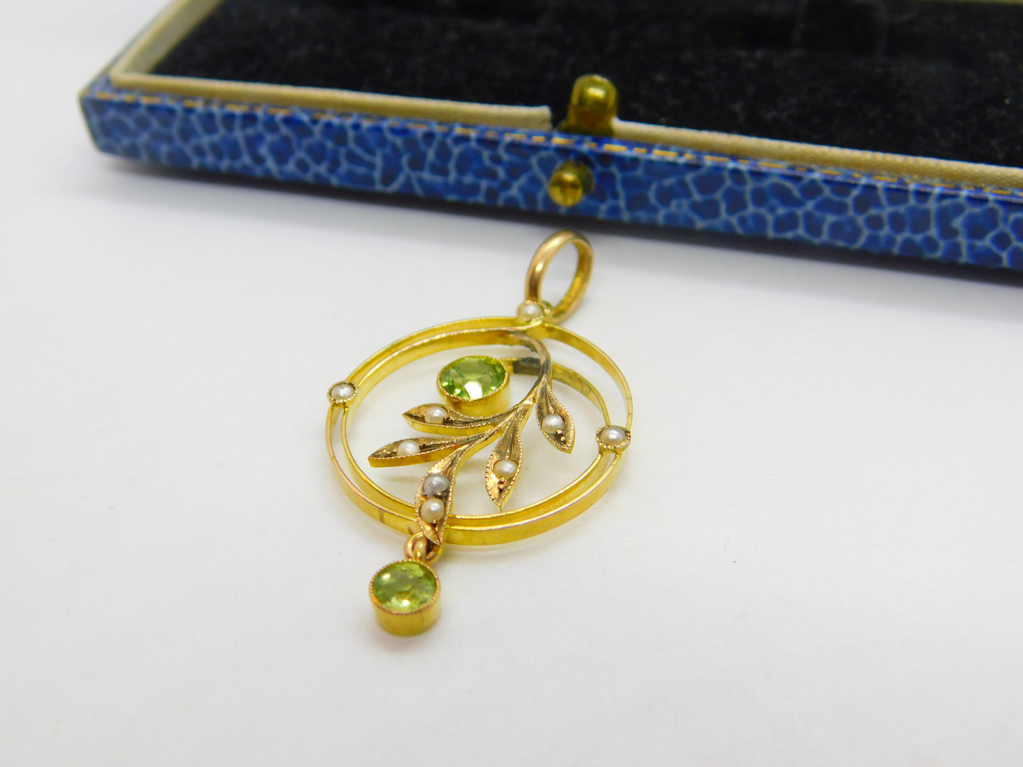 Edwardian 9ct Gold, Peridot & Seed Pearl Suffragette Lavalier Pendant Antique