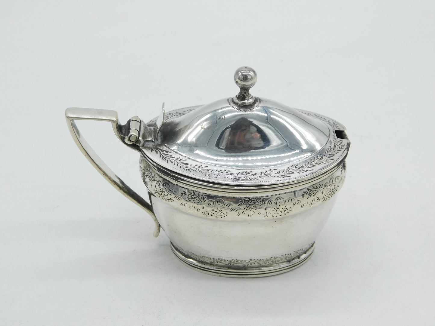 George III Sterling Silver Floral Pattern Mustard Pot Antique 1800 London