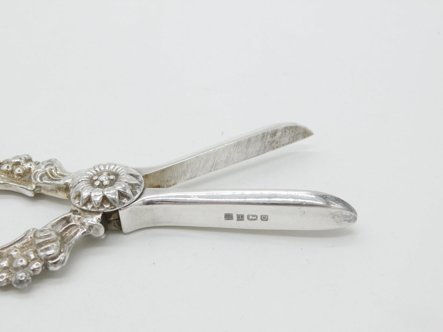 Pair of Victorian Style Sterling Silver Grape Scissors Vintage 1988 Birmingham