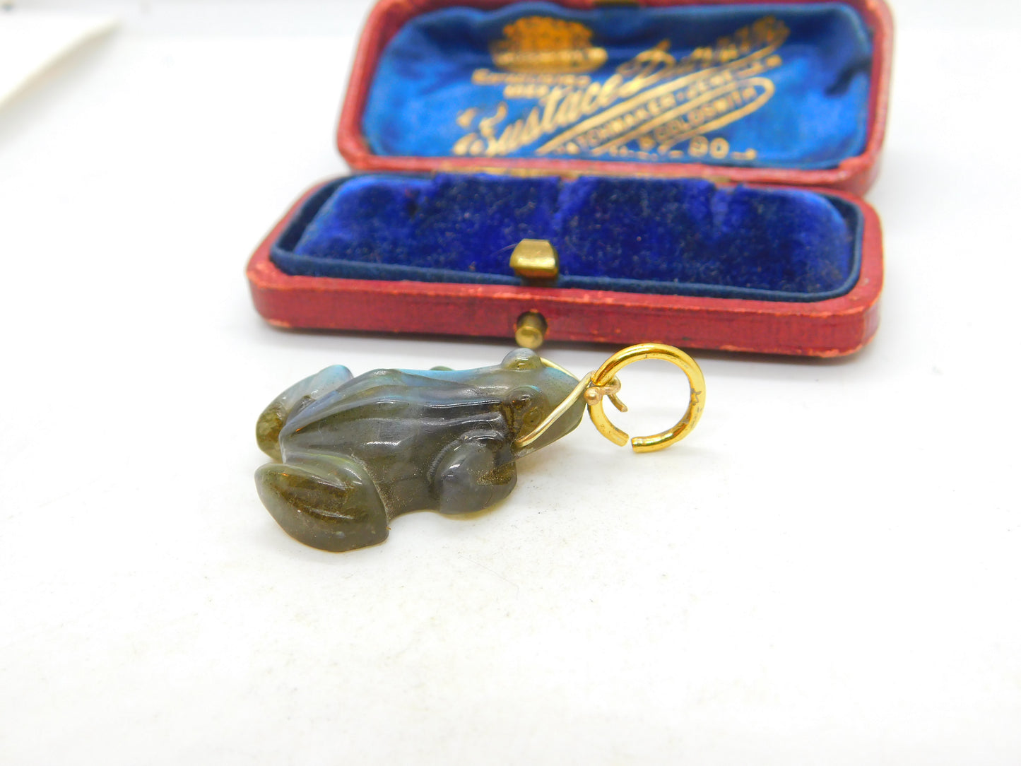 Carved Labradorite Frog Pendant 9ct Yellow Gold Bale Antique Art Deco c1920