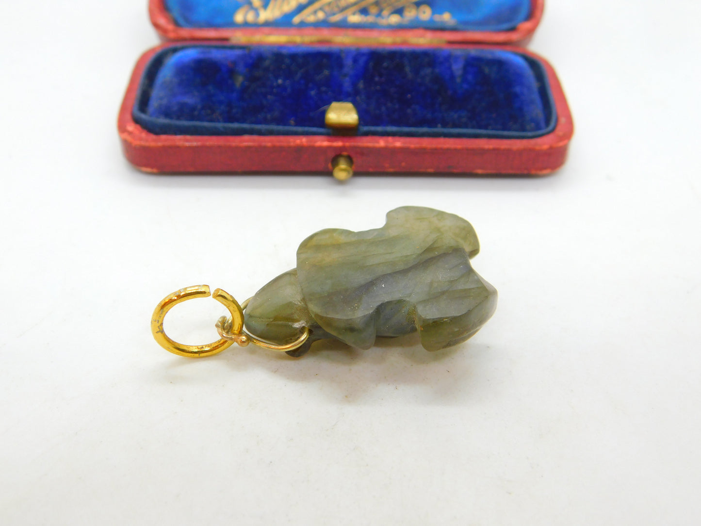 Carved Labradorite Frog Pendant 9ct Yellow Gold Bale Antique Art Deco c1920