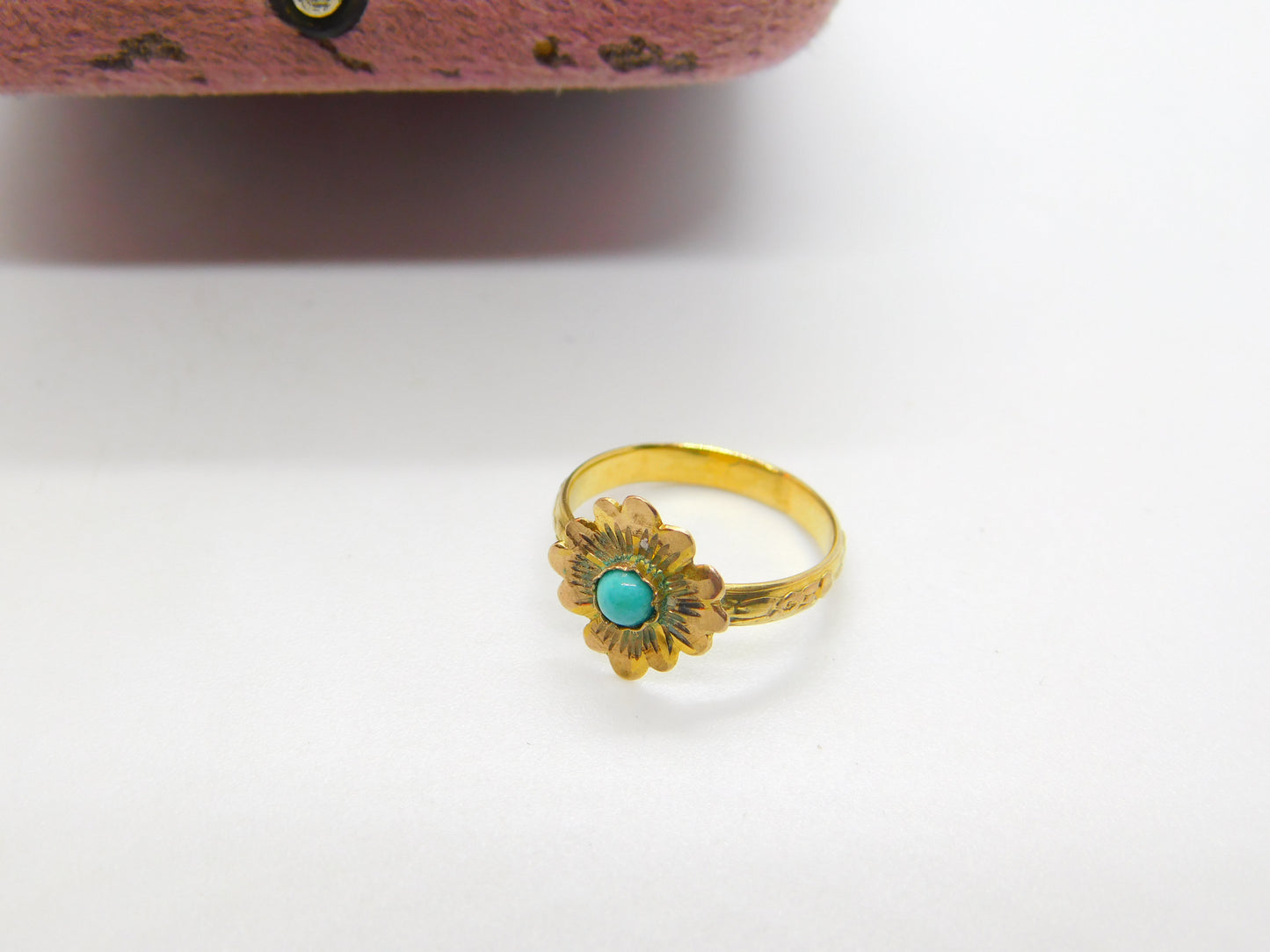 Victorian 15ct Yellow Gold & Turquoise Set Flower Ring Antique c1900 Small