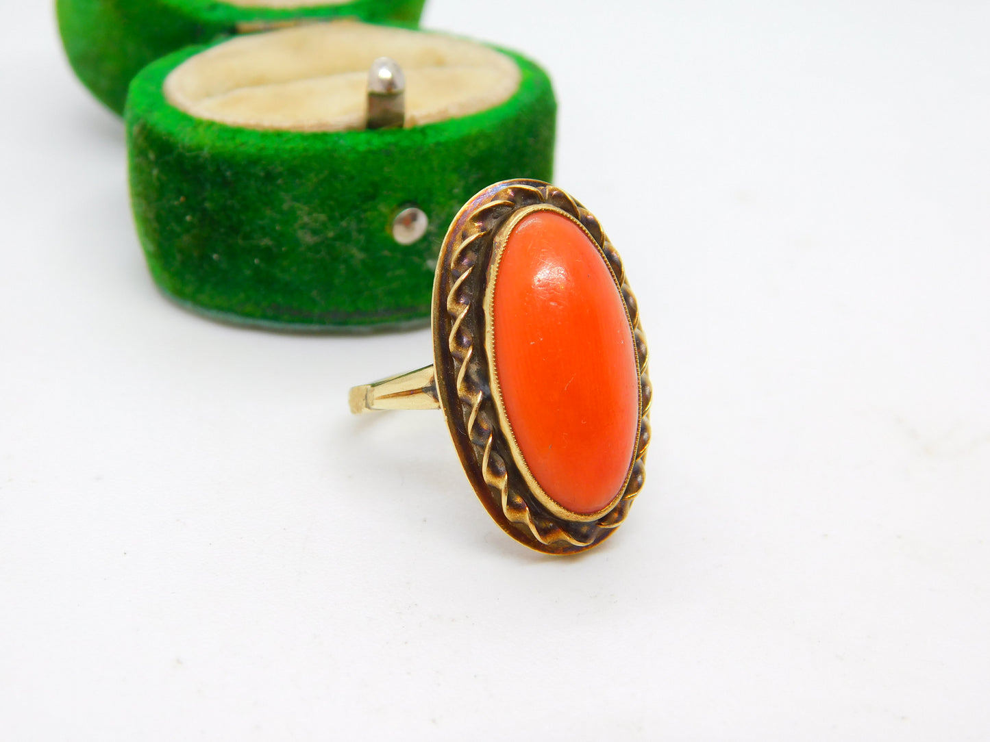 14ct Yellow Gold & Cabochon Red Coral Dress Ring Antique c1920 Art Deco