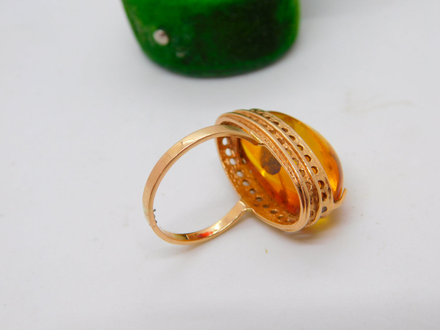 14ct Yellow Gold Large Cabochon Baltic Amber Signet Ring Vintage c1980