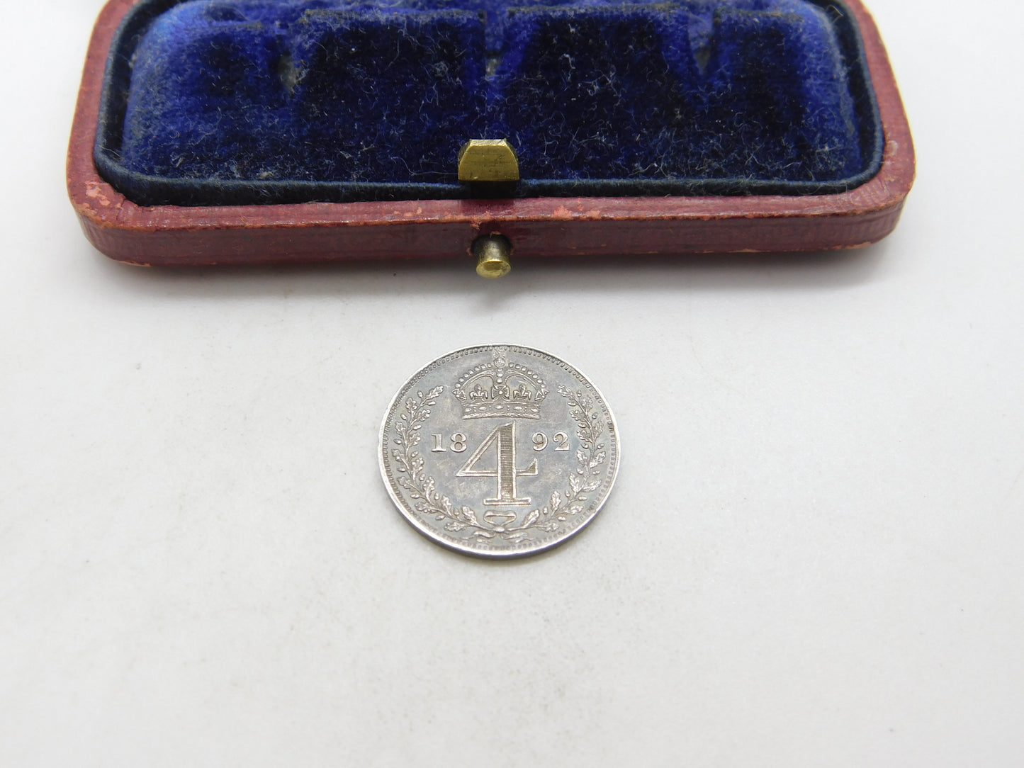 Queen Victorian Silver Maundy Fourpence Coin 1892 Very Fine Condition Antique