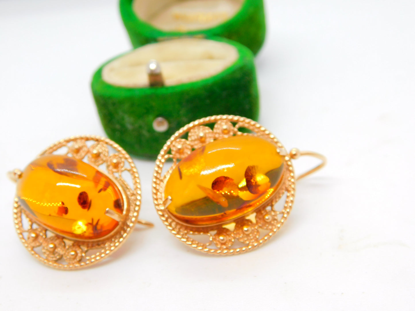 14ct Yellow Gold & Cabochon Baltic Amber Large Drop Earrings Vintage c1980