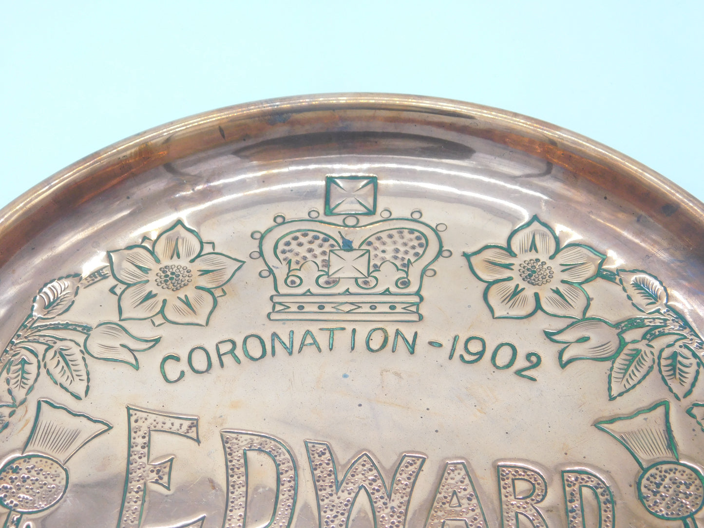 Arts & Crafts Copper King Edward VII Coronation Celebration Charger Antique 1902