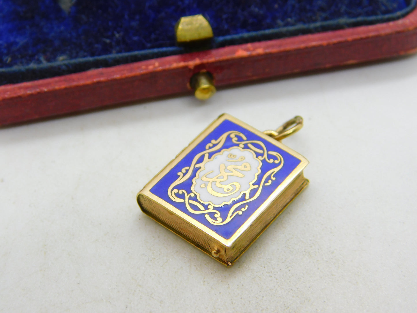 Arabic 18ct Yellow Gold Quran Style Locket Charm or Pendant Vintage c1970